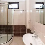 Seaside Garden With 2 Bedroom For Up To 5 Pax شقة *